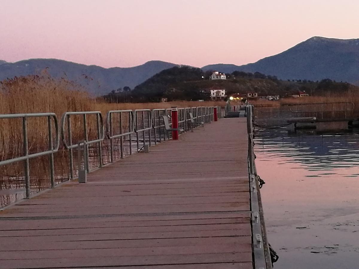 Отель Agios Achillios Экстерьер фото