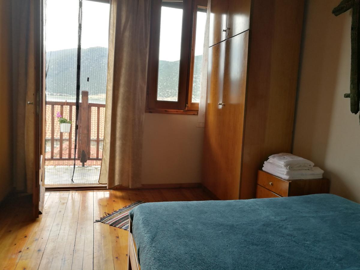 Отель Agios Achillios Экстерьер фото